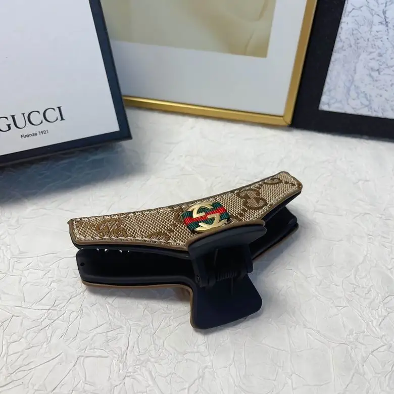 Gucci Hair Grab Clip  (6)